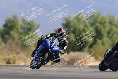 media/Nov-06-2022-SoCal Trackdays (Sun) [[208d2ccc26]]/Turn 7 Set 1 (1050am)/